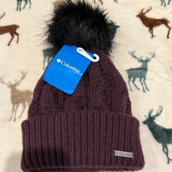Columbia Womens Boundless Days Cable Knit Pom Beanie - Picture 1 of 7